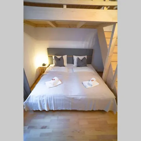 Daire Cosy And Spacious In The Heart Of