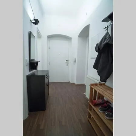 Cosy And Spacious In The Heart Of Innsbruck